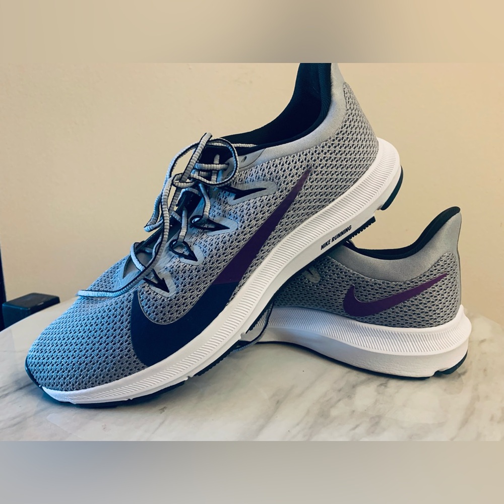 Nike Quest Running Shoes